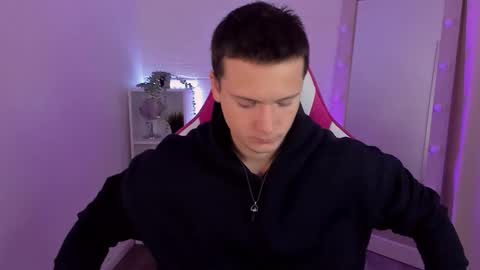 Snapshot of zackhandsome chatting on 10-13-25, 05:07 Zack online show from 10-13-25, 05:07