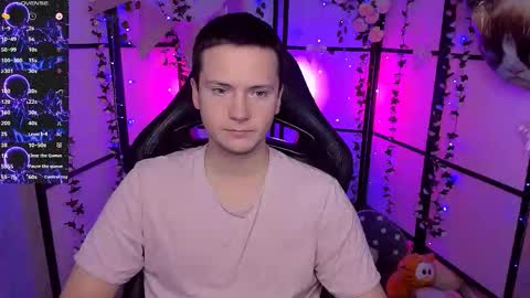 Snapshot of zackhandsome chatting on 10-16-25, 06:03 Zack online show from 10-16-25, 06:03