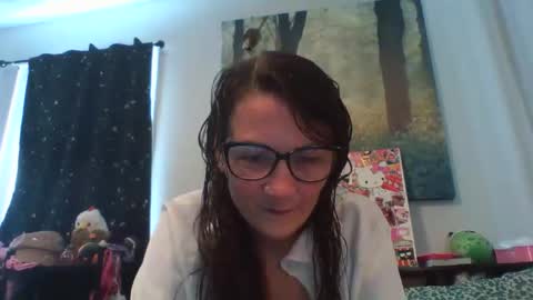 Snapshot of zaddyslilslutbucket chatting on 09-09-25, 03:55 zaddyslilslutbucket online show from 09-09-25, 03:55