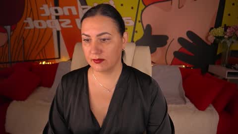 Snapshot of zafiramoonn chatting on 11-12-25, 02:06 Zafiramoonn online show from 11-12-25, 02:06