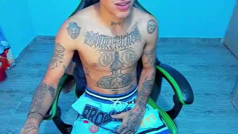 BiG Zafiro online show from 02-17-26, 01:51