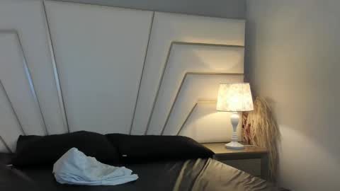 zahir_ashar online show from 10-24-25, 11:06