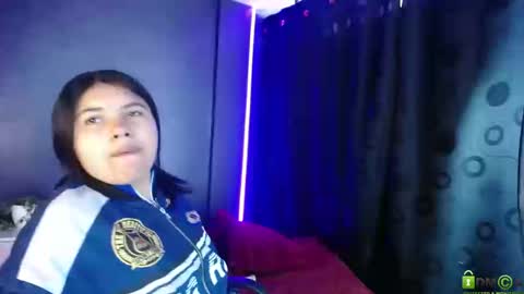 Laura online show from 09-23-25, 01:36