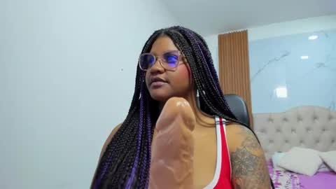zahra_rose online show from 12-05-25, 08:38