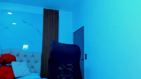 zahra_rose online show from 01-10-26, 11:09