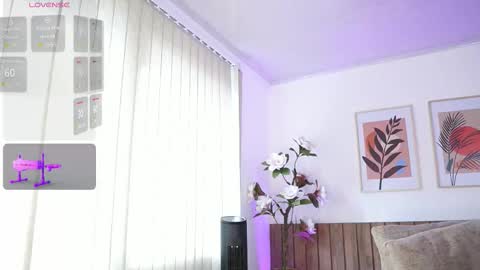 Zara Williams online show from 11-21-25, 07:12