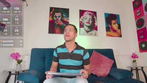 Zaid Mendoza online show from 12-24-24, 08:05