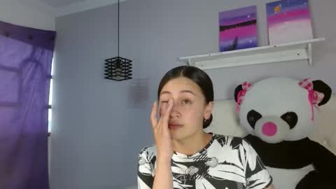 Zaida online show from 11-06-25, 01:45