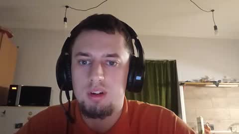 Snapshot of zairekane chatting on 03-04-26, 09:10 Zack online show from 03-04-26, 09:10