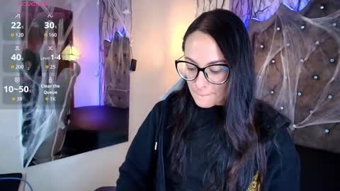   online show from 10-23-25, 07:34