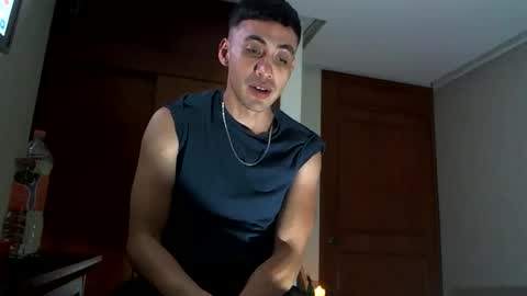 zamiruriel69 online show from 11-28-25, 05:32