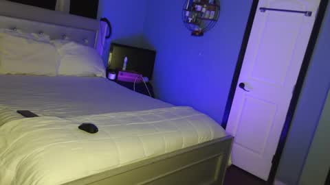 Edii online show from 12-18-24, 04:20