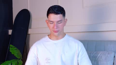 Zane Dawson online show from 02-01-26, 01:37