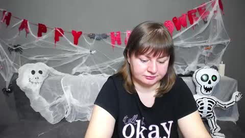 zannadreil online show from 10-19-25, 06:08