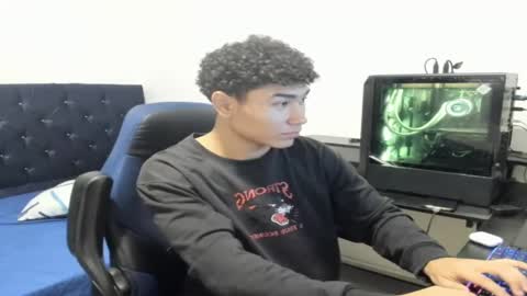 Snapshot of zanxley_ chatting on 12-07-24, 02:31 zanxley_ online show from 12-07-24, 02:31