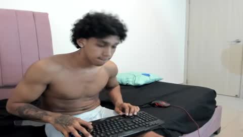 Snapshot of zanxley_ chatting on 01-06-25, 10:26 zanxley_ online show from 01-06-25, 10:26