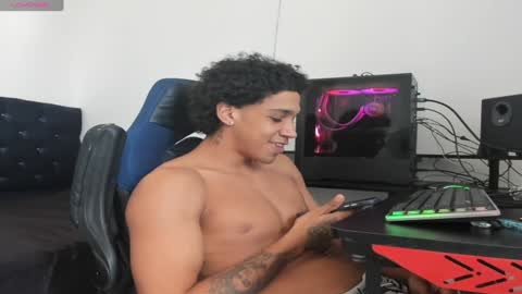 Snapshot of zanxley_ chatting on 01-29-25, 06:28 zanxley_ online show from 01-29-25, 06:28