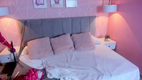 Zara Sweet  online show from 12-24-24, 06:39