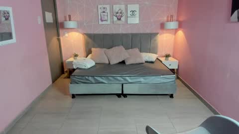 Zara Sweet  online show from 01-02-25, 12:13