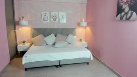 Zara Sweet  online show from 10-09-25, 01:09