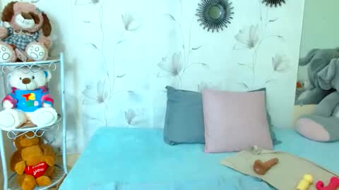 Zara online show from 11-10-25, 12:15