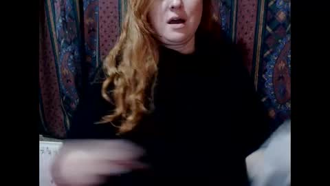 Snapshot of zara_red chatting on 12-18-24, 10:13 Kate. if im not here im here foxy red333 online show from 12-18-24, 10:13
