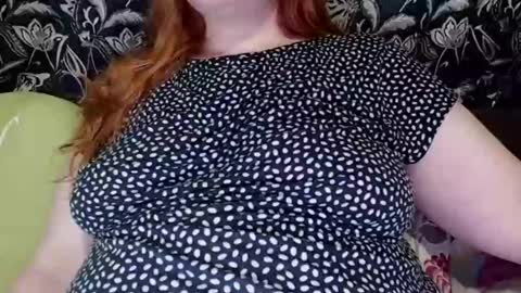 Snapshot of zara_red chatting on 12-24-24, 08:22 Kate. if im not here im here foxy red333 online show from 12-24-24, 08:22