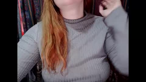 Snapshot of zara_red chatting on 12-29-24, 07:28 Kate. if im not here im here foxy red333 online show from 12-29-24, 07:28