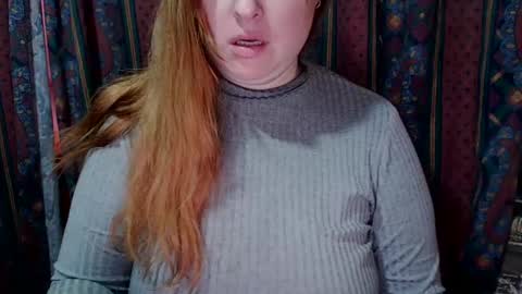 Snapshot of zara_red chatting on 12-31-24, 09:31 Kate. if im not here im here foxy red333 online show from 12-31-24, 09:31
