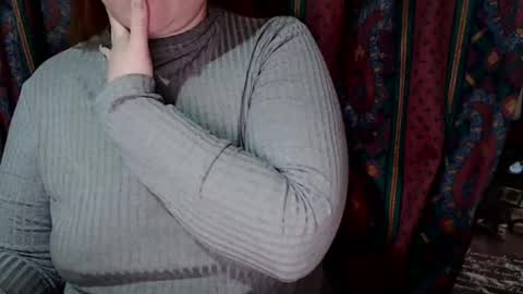 Snapshot of zara_red chatting on 12-31-24, 12:36 Kate. if im not here im here foxy red333 online show from 12-31-24, 12:36