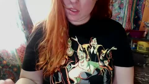 Snapshot of zara_red chatting on 01-09-25, 10:09 Kate. if im not here im here foxy red333 online show from 01-09-25, 10:09