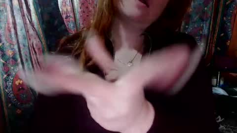 Snapshot of zara_red chatting on 01-13-25, 09:19 Kate. if im not here im here foxy red333 online show from 01-13-25, 09:19