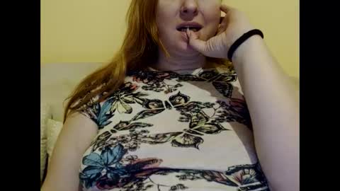 Snapshot of zara_red chatting on 01-27-25, 05:03 Kate. if im not here im here foxy red333 online show from 01-27-25, 05:03