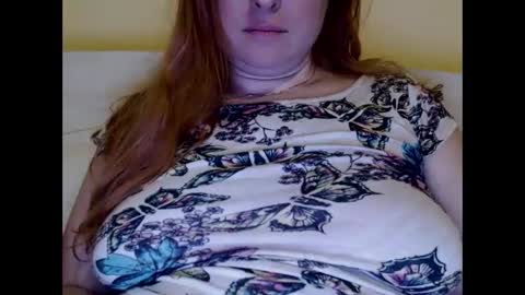 Snapshot of zara_red chatting on 01-27-25, 08:07 Kate. if im not here im here foxy red333 online show from 01-27-25, 08:07