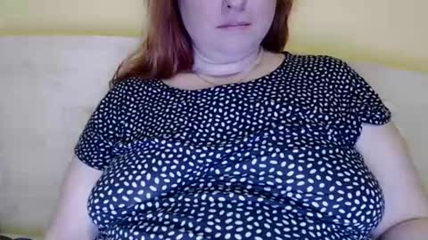 Snapshot of zara_red chatting on 01-28-25, 07:22 Kate. if im not here im here foxy red333 online show from 01-28-25, 07:22