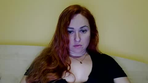 Snapshot of zara_red chatting on 03-03-25, 06:37 Kate. if im not here im here foxy red333 online show from 03-03-25, 06:37