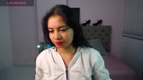 Zarah  online show from 12-07-24, 01:40