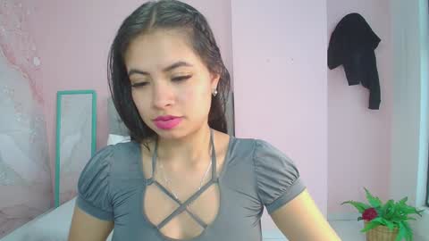 Zarah  online show from 01-10-25, 08:59