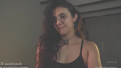 Snapshot of zarahlynch chatting on 10-29-25, 11:50 Miss Lynch Next show 2911 online show from 10-29-25, 11:50