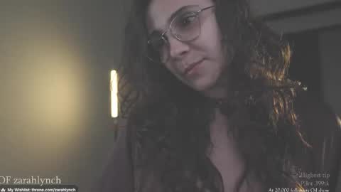 Snapshot of zarahlynch chatting on 11-28-25, 12:24 Miss Lynch Next show 2911 online show from 11-28-25, 12:24