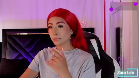 Zara Lim  online show from 10-31-25, 09:27