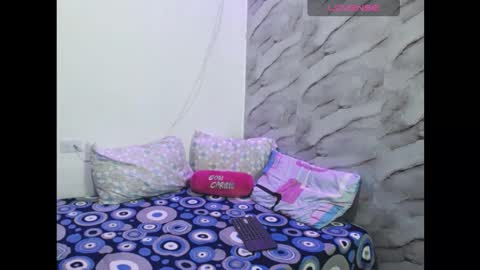 zaraluxx online show from 01-08-26, 02:58