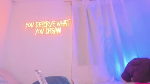   online show from 02-13-25, 08:45