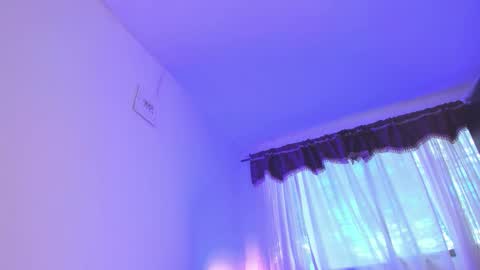   online show from 10-21-25, 06:19