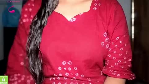 Snapshot of zararaina chatting on 02-11-26, 02:05 zararaina online show from 02-11-26, 02:05