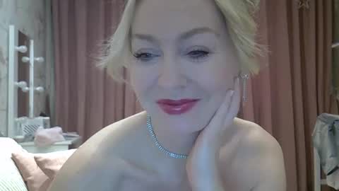 Zarina Swift online show from 10-06-25, 04:21
