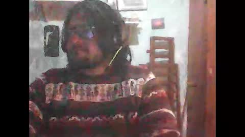 Snapshot of zatiro992 chatting on 02-15-26, 03:58 Zatth online show from 02-15-26, 03:58