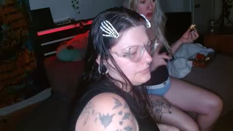 Snapshot of zawmbiemoonz chatting on 04-09-26, 06:19 zawmbiemoonz online show from 04-09-26, 06:19