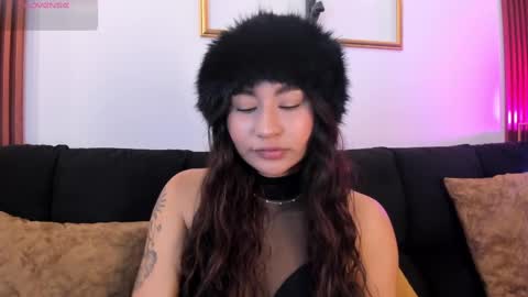  Zayda  online show from 10-15-25, 08:09