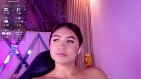 Snapshot of zayda_ chatting on 02-10-26, 12:09 Zayda online show from 02-10-26, 12:09